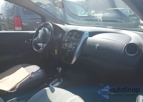 2015 Nissan Versa Note Sv z USA, uszkodzony, nr VIN 3N1CE2CP6FL358978